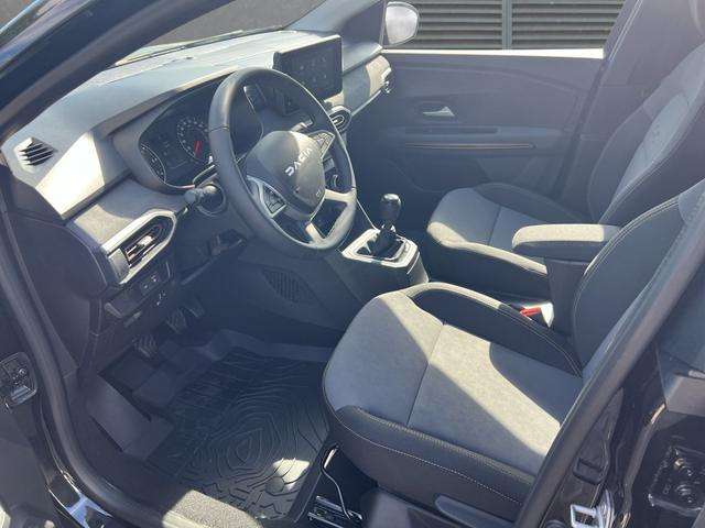 Fahrzeugbild eines Dacia Jogger