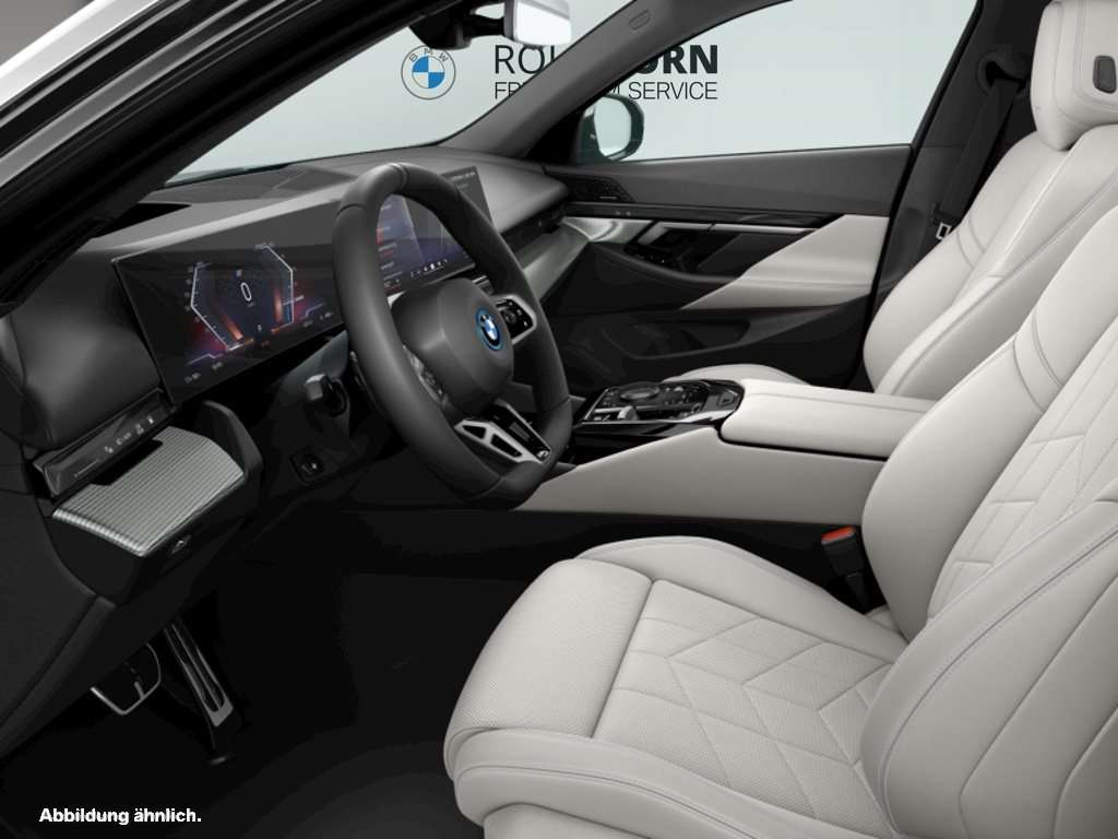 Fahrzeugbild eines BMW i5