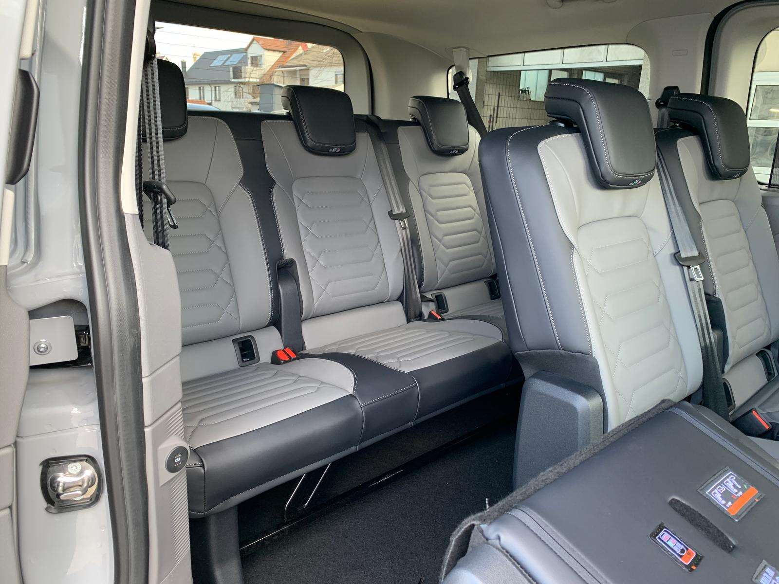 Fahrzeugbild eines Volkswagen Caravelle