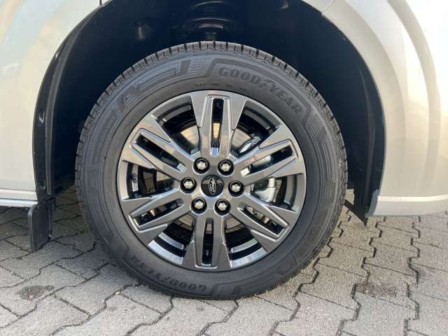 Fahrzeugbild eines Ford Transit Custom
