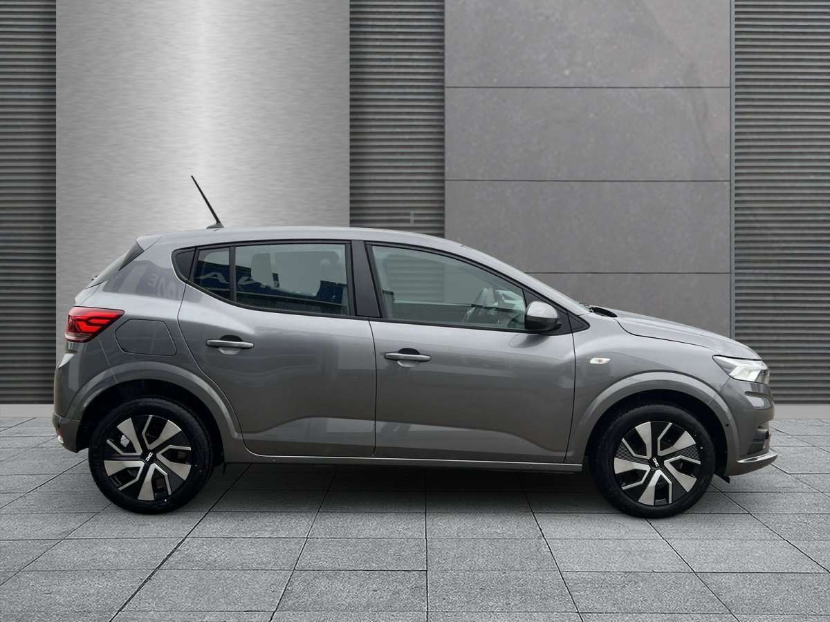 Fahrzeugbild eines Dacia Sandero