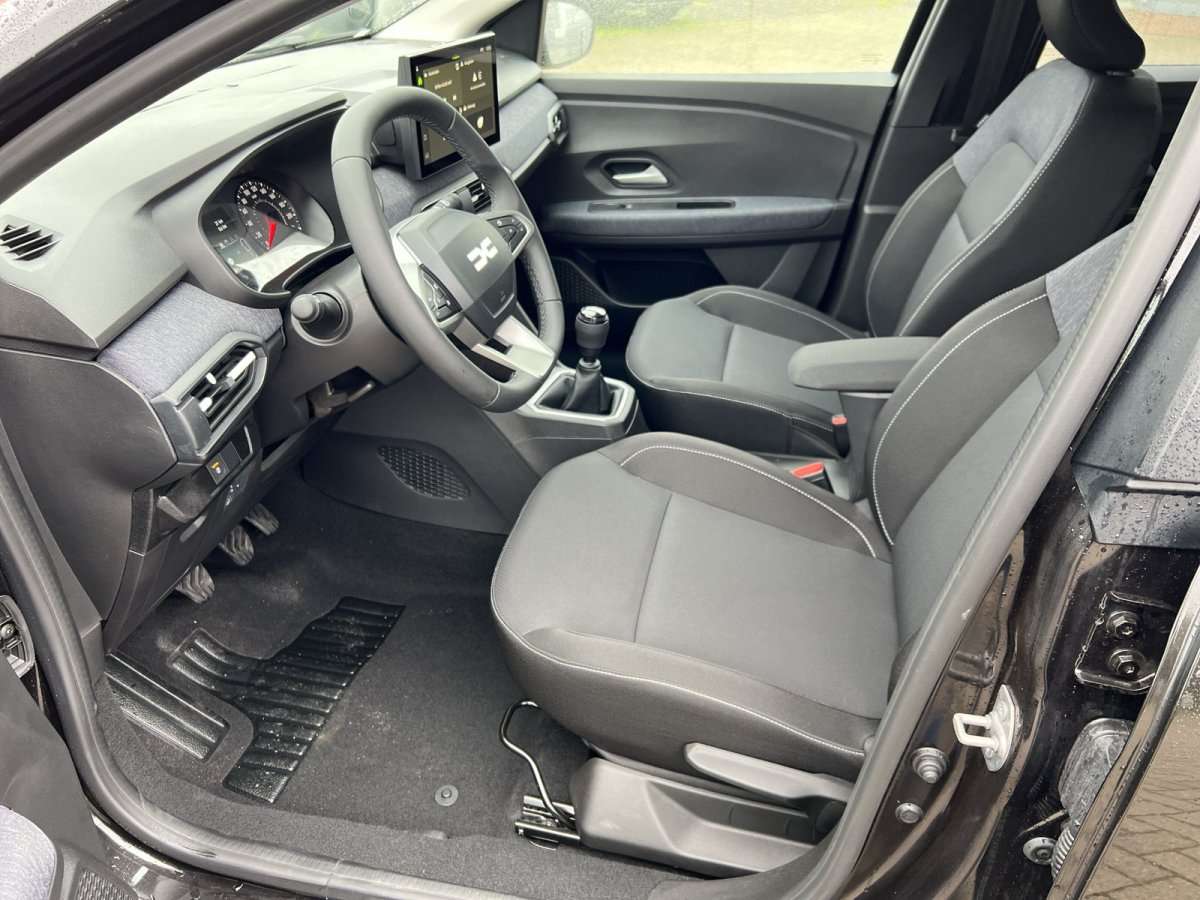 Fahrzeugbild eines Dacia Jogger