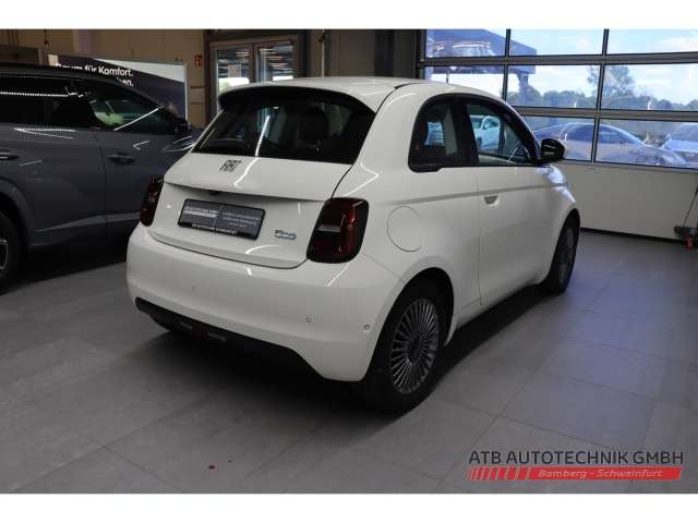 Fahrzeugbild eines Fiat 500
