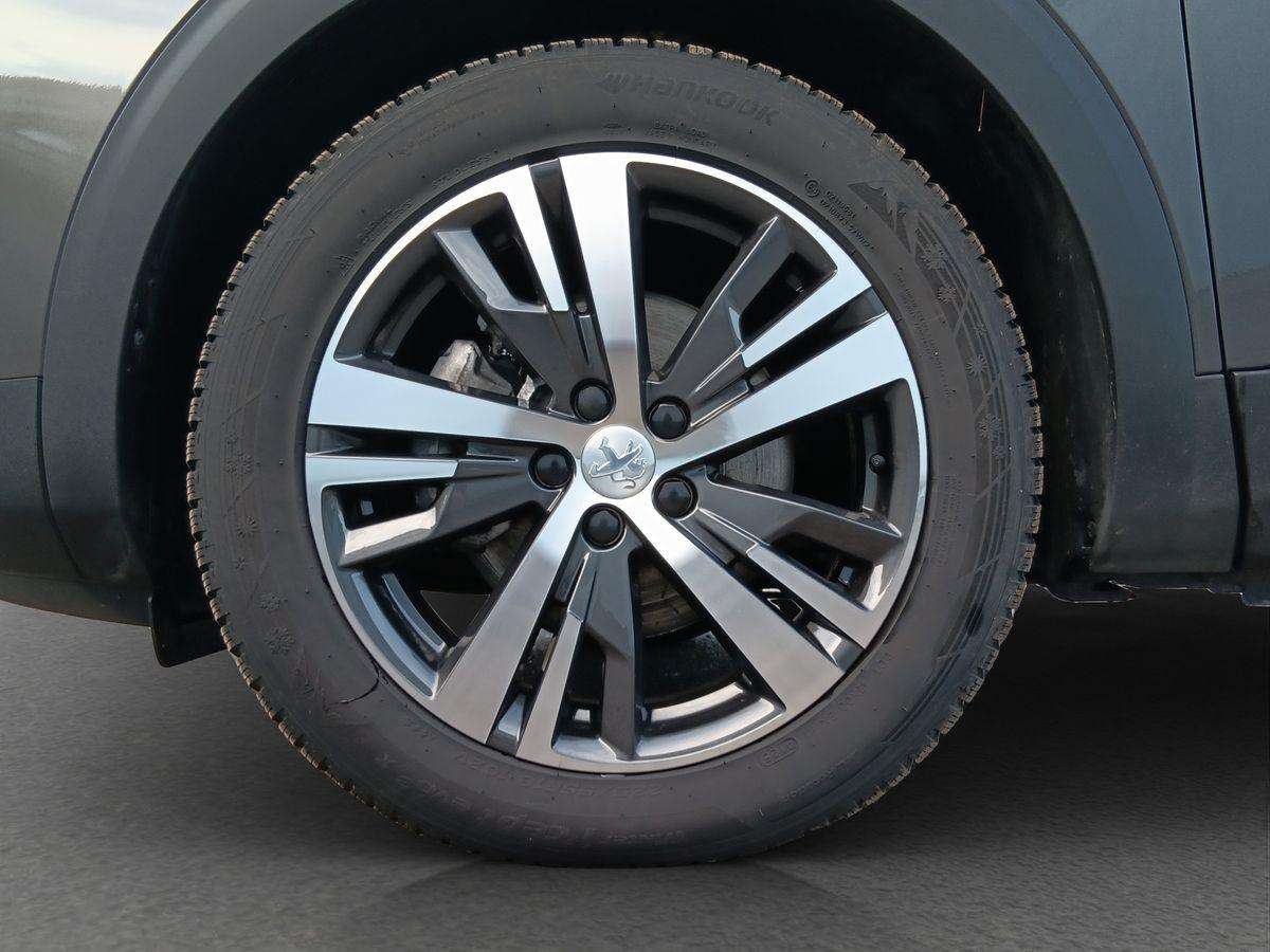 Fahrzeugbild eines Peugeot 5008