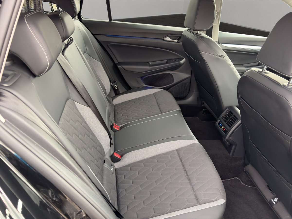 Fahrzeugbild eines Volkswagen Golf