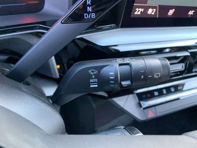 Fahrzeugbild eines Renault 5 E-TECH