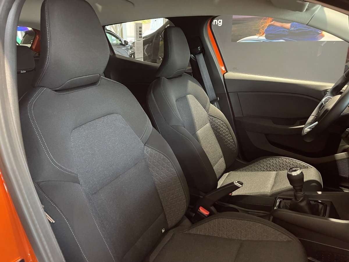 Fahrzeugbild eines Renault Clio