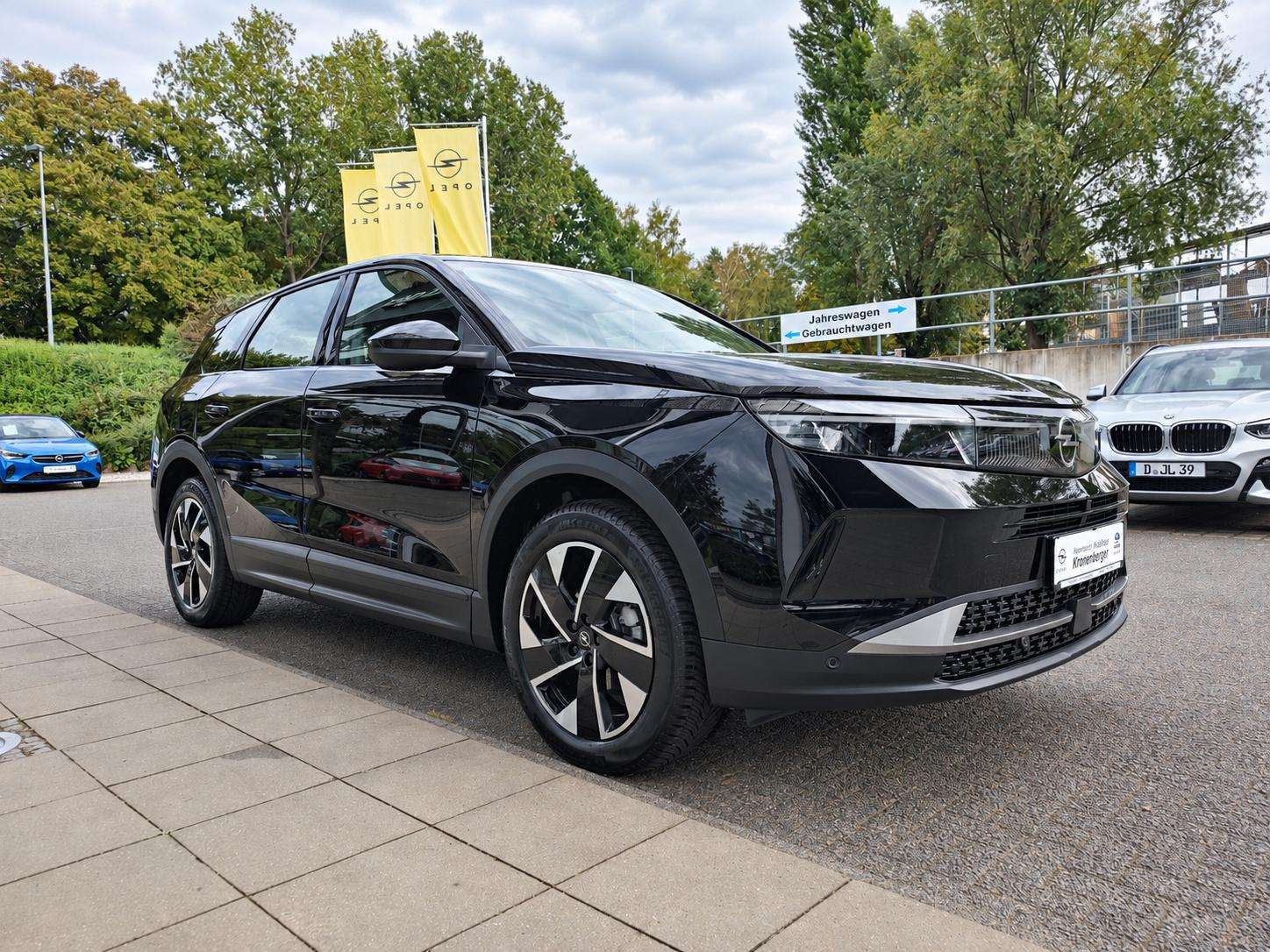 Fahrzeugbild eines Opel Grandland X