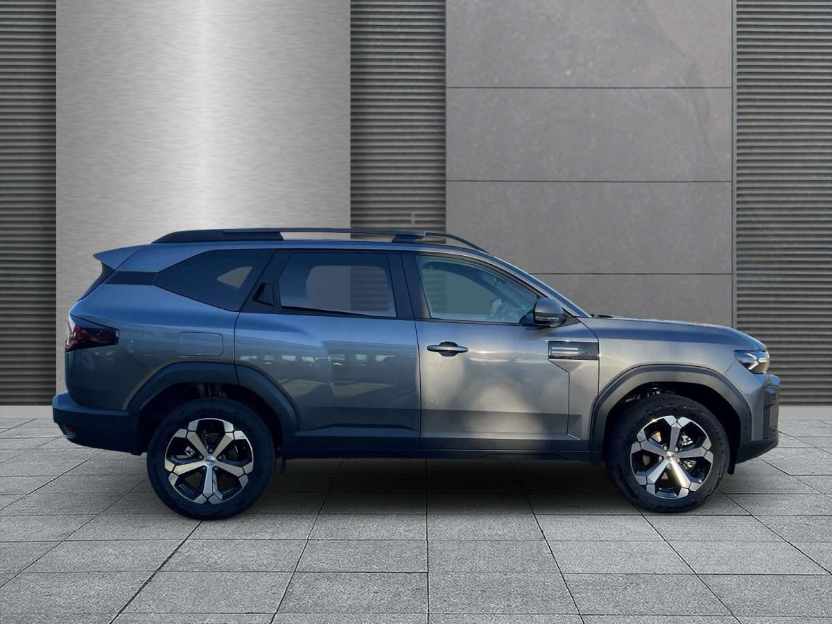 Fahrzeugbild eines Dacia Bigster