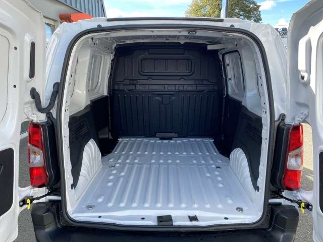 Fahrzeugbild eines Toyota Proace City