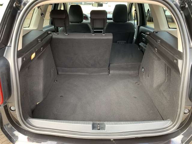 Fahrzeugbild eines Dacia Duster