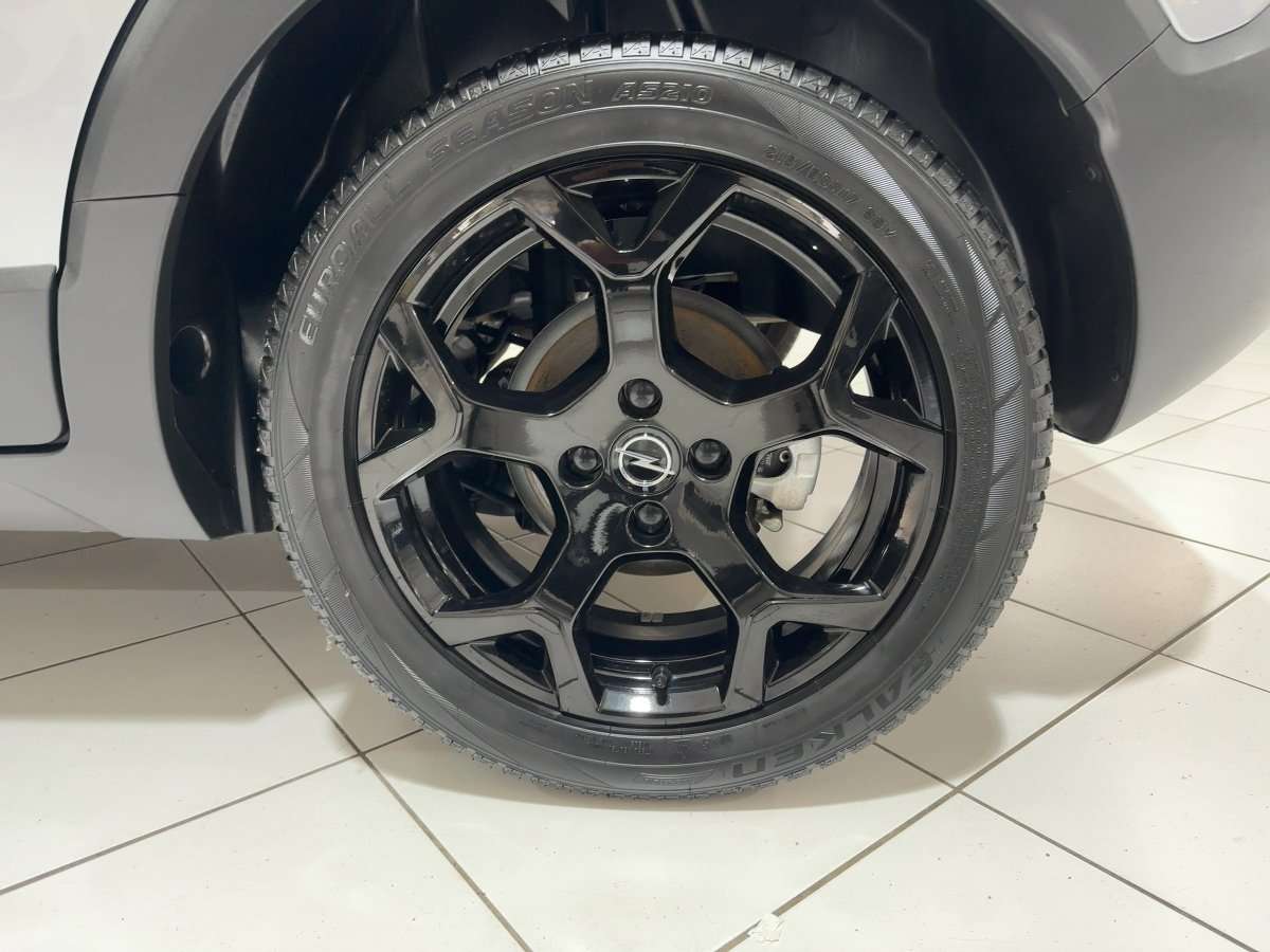 Fahrzeugbild eines Opel Crossland X