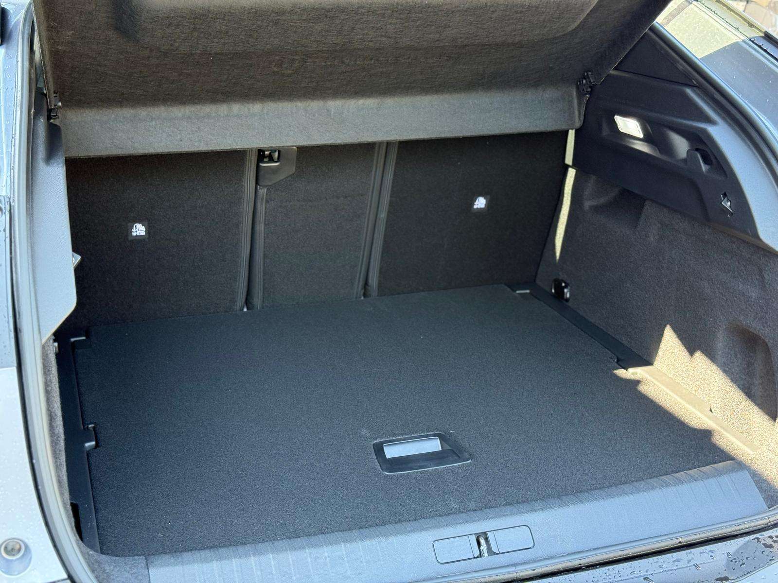 Fahrzeugbild eines Peugeot 3008