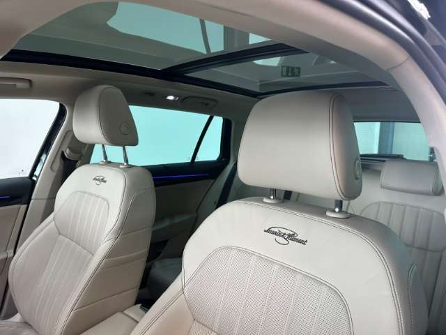 Fahrzeugbild eines Skoda Superb