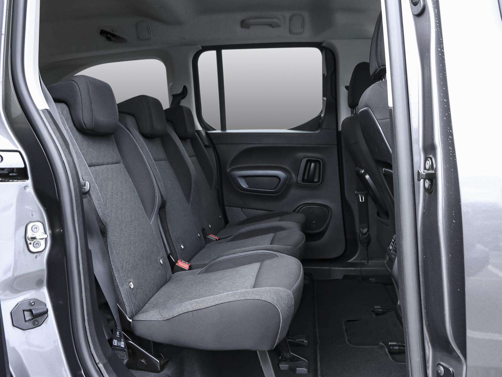 Fahrzeugbild eines Peugeot Rifter