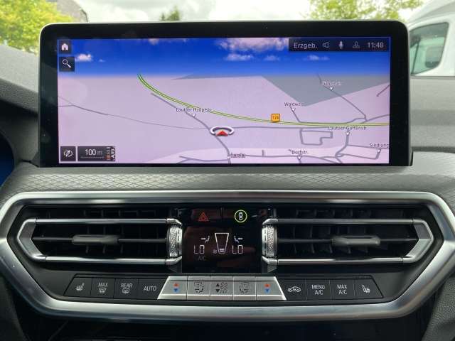 Fahrzeugbild eines BMW X3