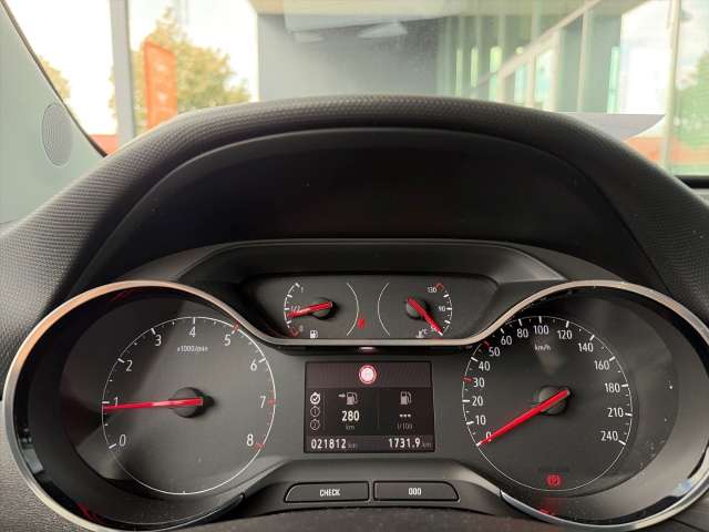 Fahrzeugbild eines Opel Crossland X