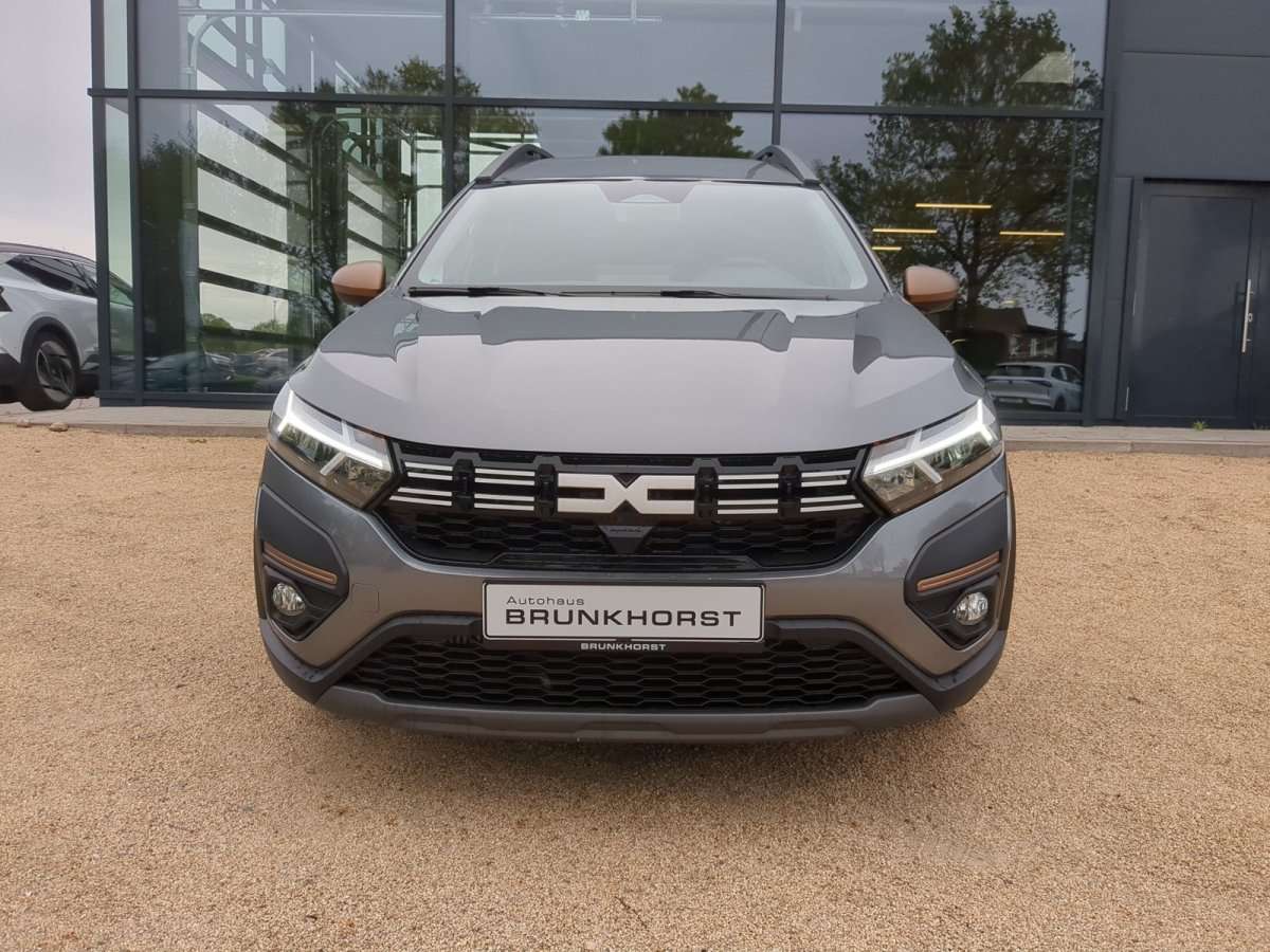 Fahrzeugbild eines Dacia Jogger
