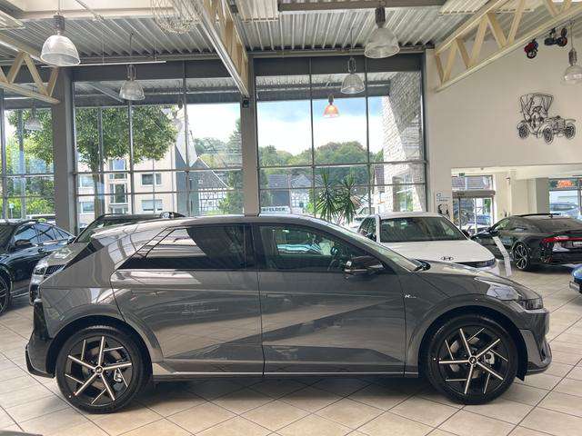 Fahrzeugbild eines Hyundai IONIQ