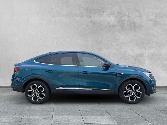 Fahrzeugbild eines Renault Arkana