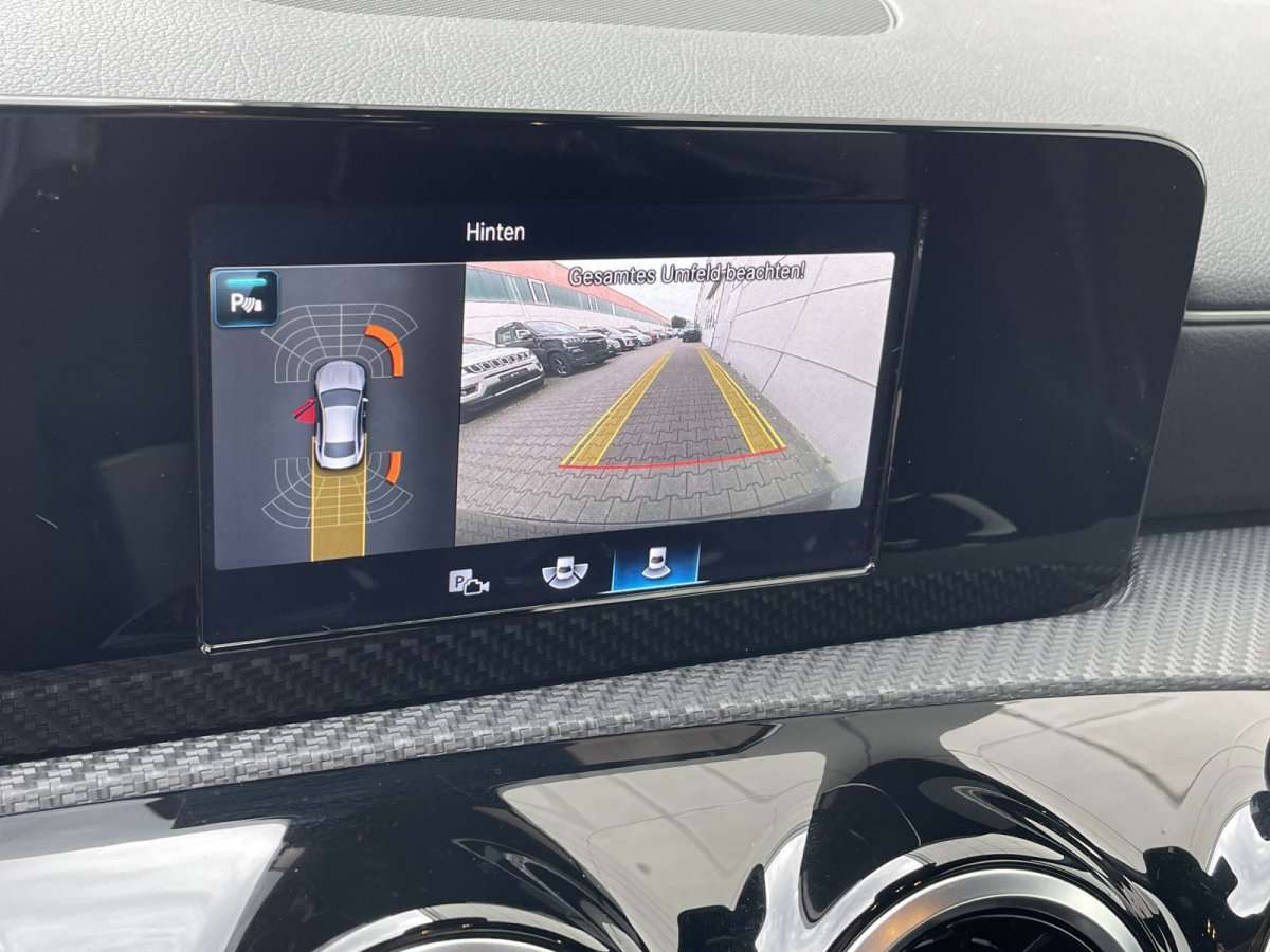 Fahrzeugbild eines Mercedes-Benz CLA