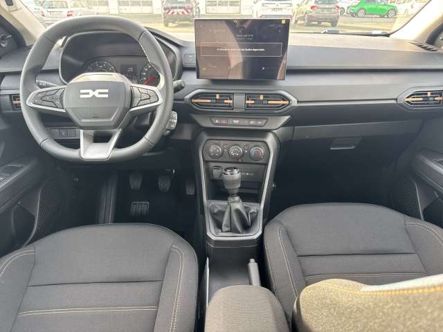 Fahrzeugbild eines Dacia Sandero