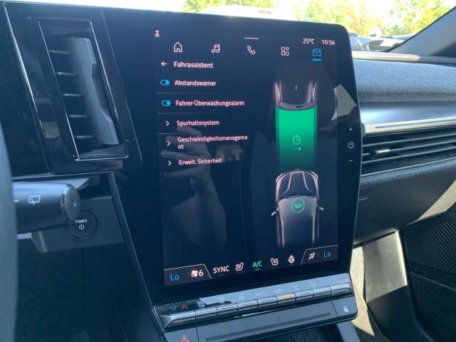 Fahrzeugbild eines Renault Megane E-TECH