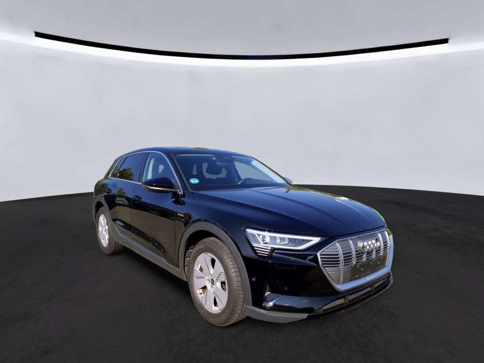 Fahrzeugbild eines Audi e-tron