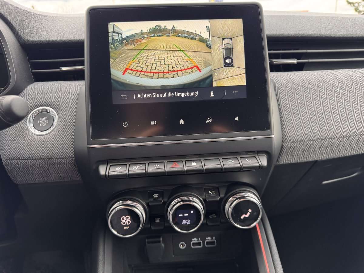 Fahrzeugbild eines Renault Clio