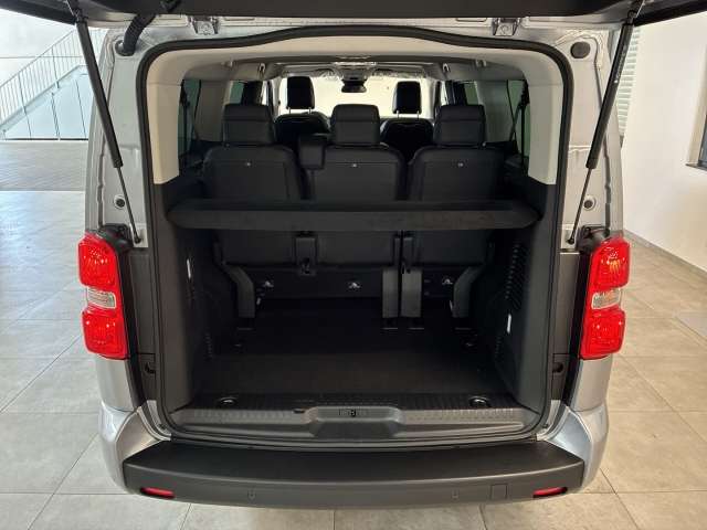 Fahrzeugbild eines Opel Zafira Life