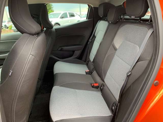 Fahrzeugbild eines Renault Clio