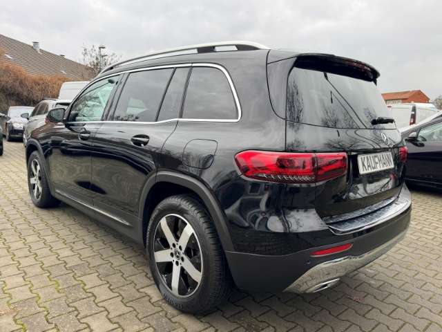 Fahrzeugbild eines Mercedes-Benz GLB