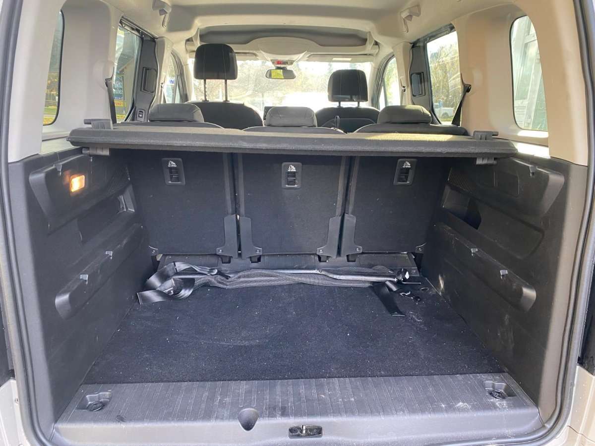Fahrzeugbild eines Toyota Proace