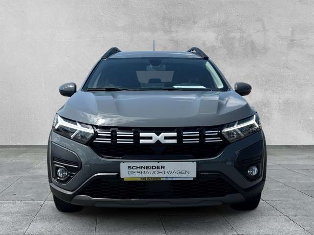 Fahrzeugbild eines Dacia Jogger
