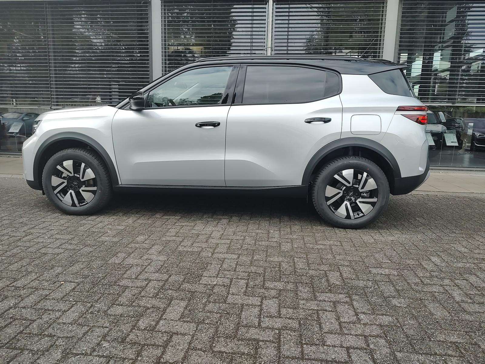 Fahrzeugbild eines Opel Frontera