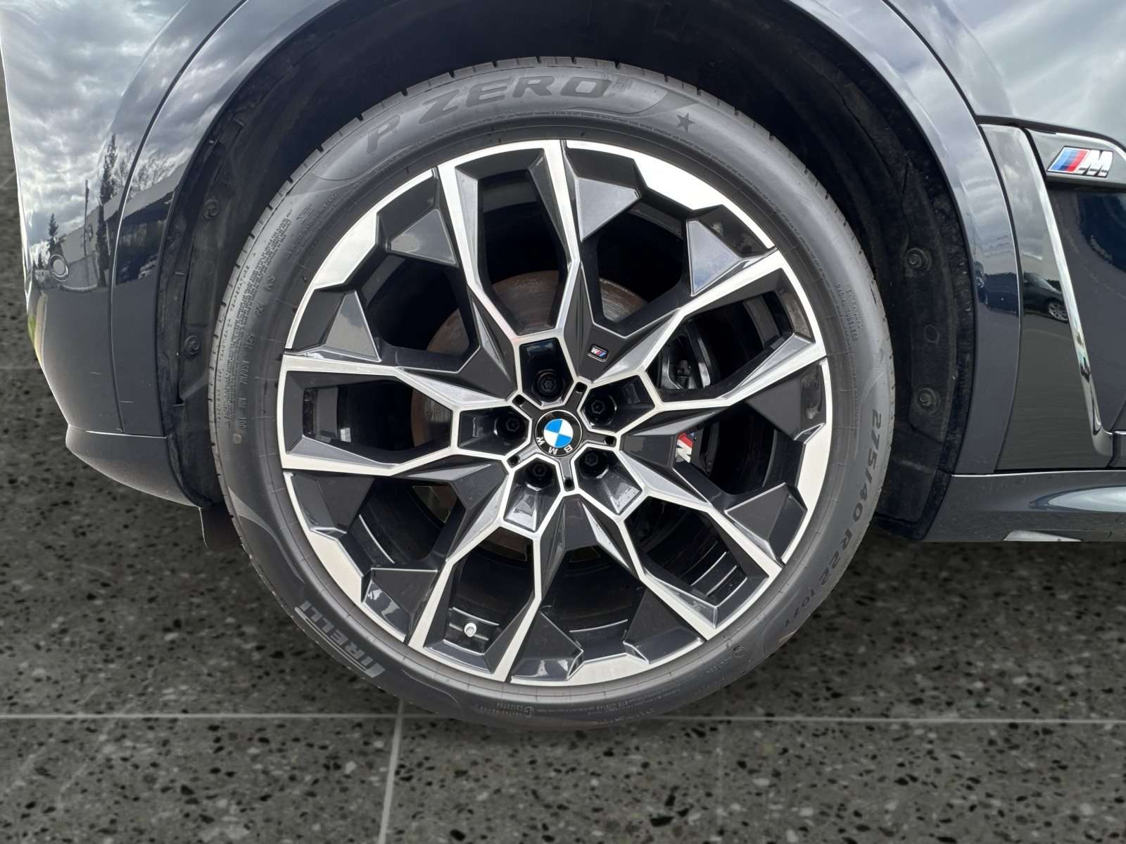Fahrzeugbild eines BMW X7