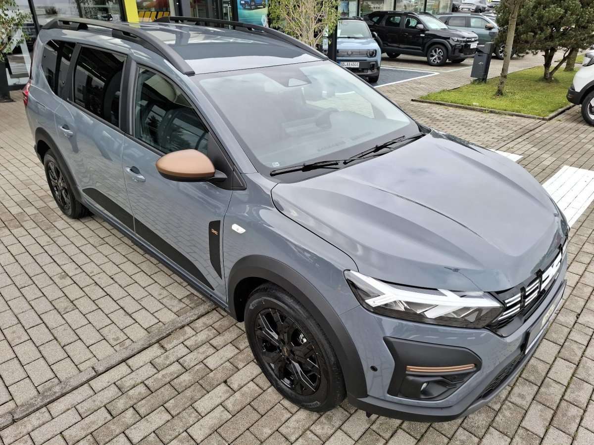 Fahrzeugbild eines Dacia Jogger
