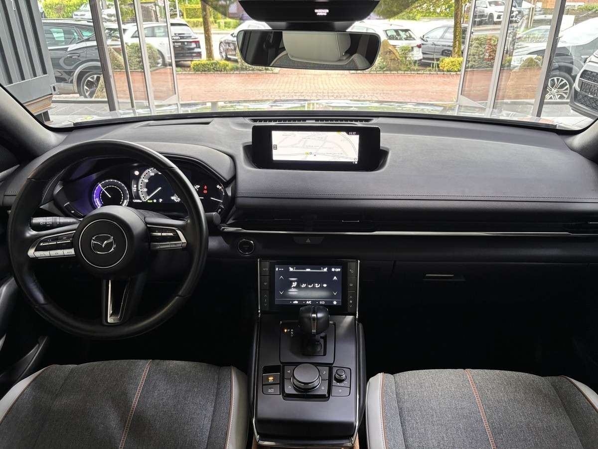 Fahrzeugbild eines Mazda MX-30