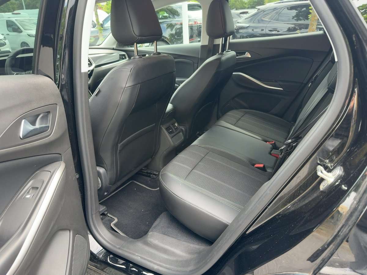Fahrzeugbild eines Opel Grandland X