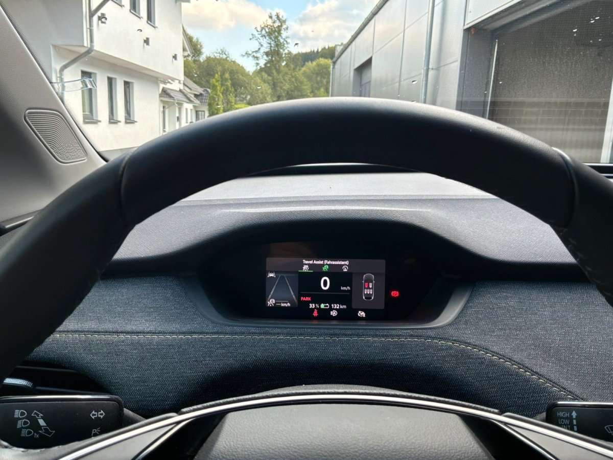 Fahrzeugbild eines Skoda ELROQ