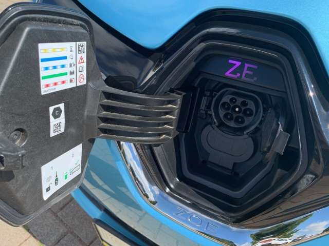 Fahrzeugbild eines Renault ZOE