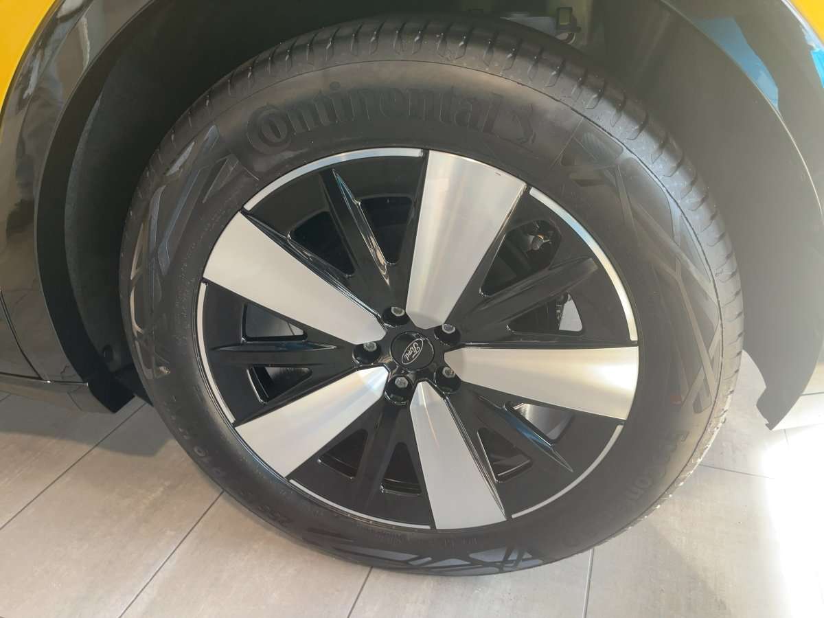 Fahrzeugbild eines Ford Capri