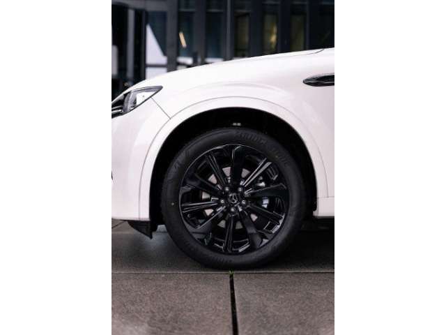 Fahrzeugbild eines Mazda CX-60