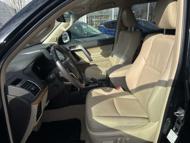 Fahrzeugbild eines Toyota Land Cruiser