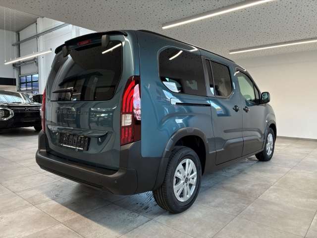 Fahrzeugbild eines Peugeot Rifter