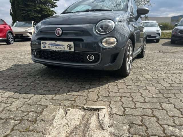 Fahrzeugbild eines Fiat 500