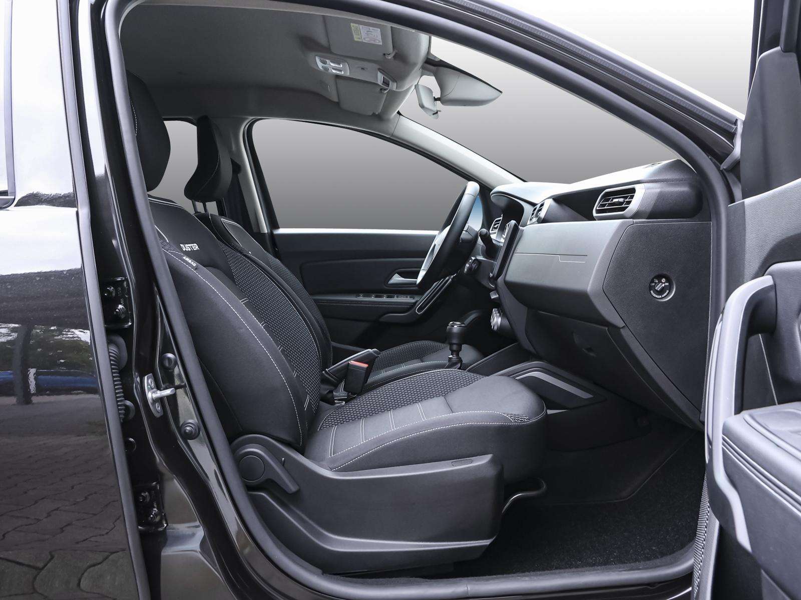 Fahrzeugbild eines Dacia Duster