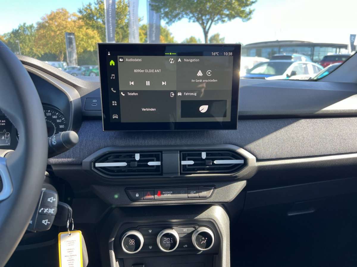 Fahrzeugbild eines Dacia Sandero