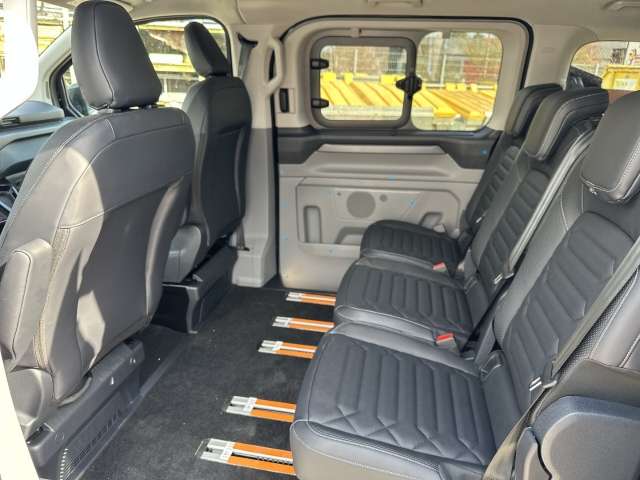 Fahrzeugbild eines Ford Tourneo Custom
