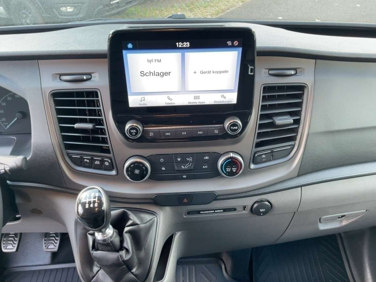 Fahrzeugbild eines Ford Transit Custom